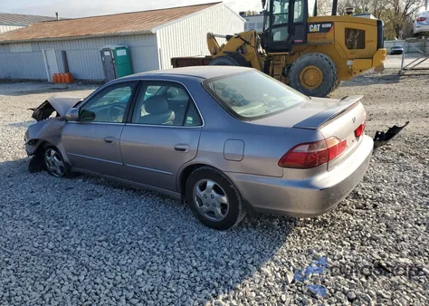 2000 Honda Accord Ex z USA, uszkodzony, nr VIN 1HGCG6686YA093512